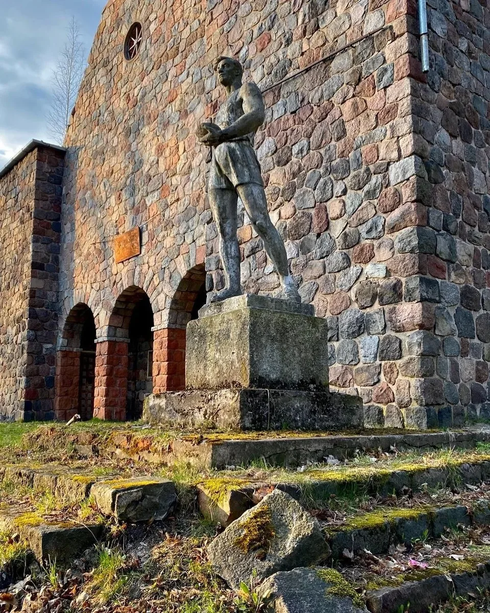 Афиша: Кирха — склад — спортзал — музей. Сложный путь культовых учреждений из забвения к возрождению